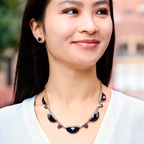 NEW Chloe + Isabel Atlas Collar Necklace - Picture 2 of 7